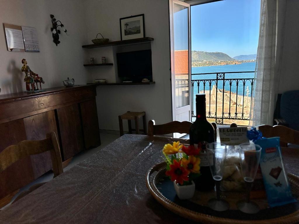 Molo Sea View Apartment Cefalù Buitenkant foto