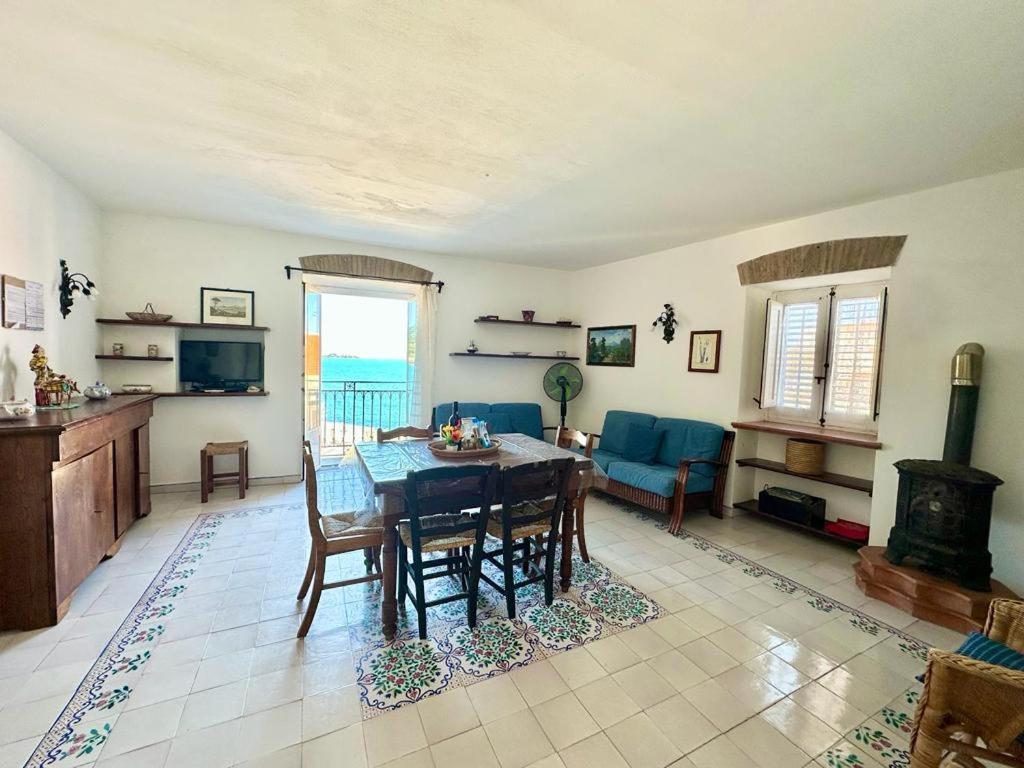 Molo Sea View Apartment Cefalù Buitenkant foto